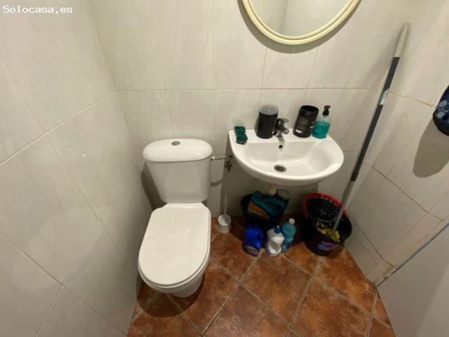 LOCAL COMERCIAL IDEAL INVERSORES EN ZONA PISCINAS DE MANRESA