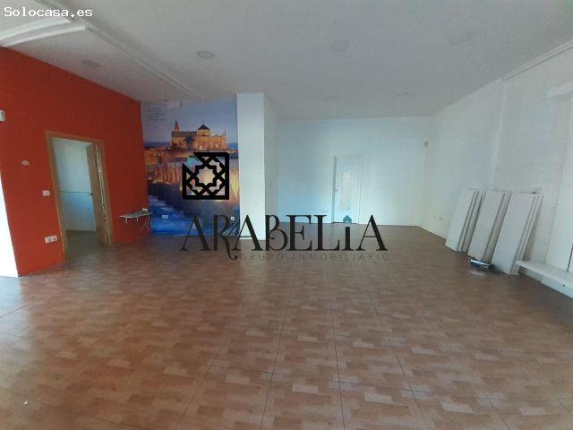 Local comercial junto Avenida Barcelona