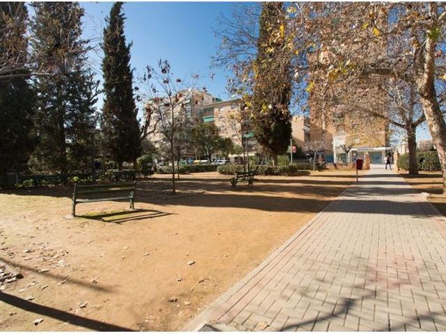 LOCAL COMERCIAL JUNTO PLAZA FONTIVEROS