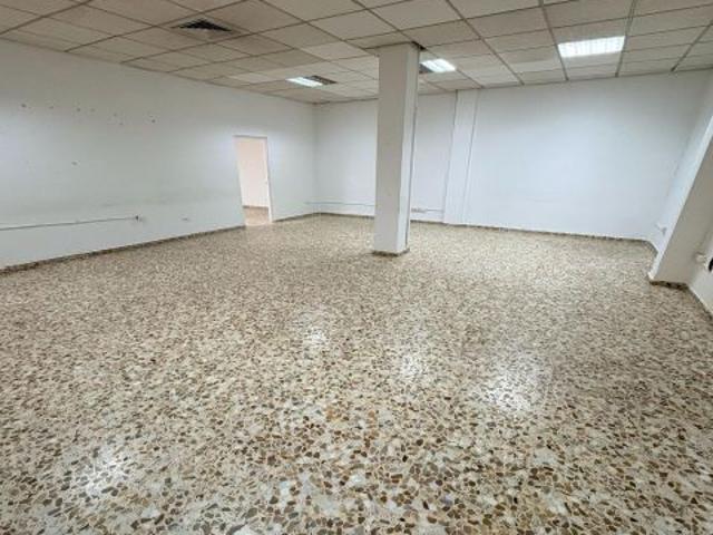 LOCAL COMERCIAL / OFICINAS EN EL CENTRO DE ALMENDRALEJO
