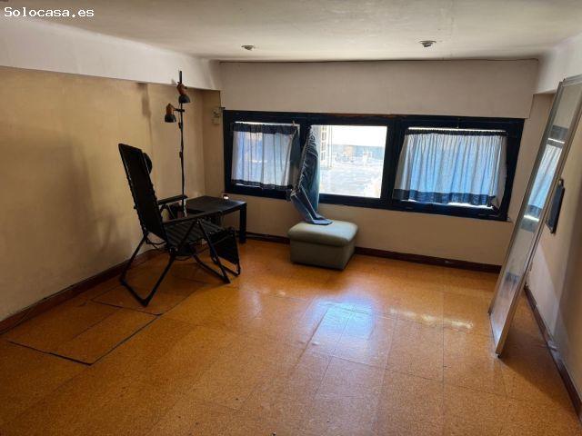 LOCAL COMERCIAL LES CORTS