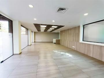 LOCAL COMERCIAL Metro Manquehue | Espacios por CLF 192.00 en Las Condes
