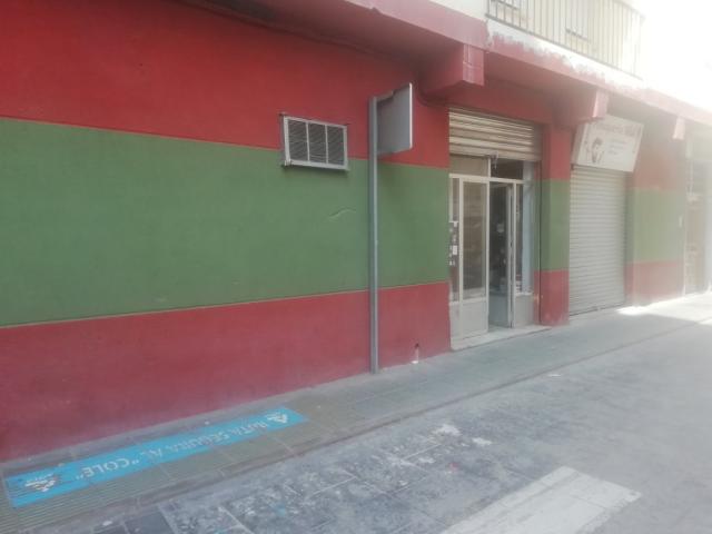 LOCAL COMERCIAL MUY AMPLIO EN ADRA