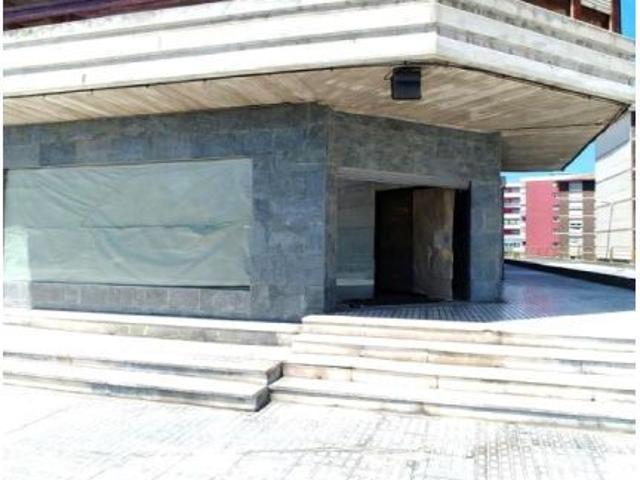 Local comercial muy céntrico en venta, Santander