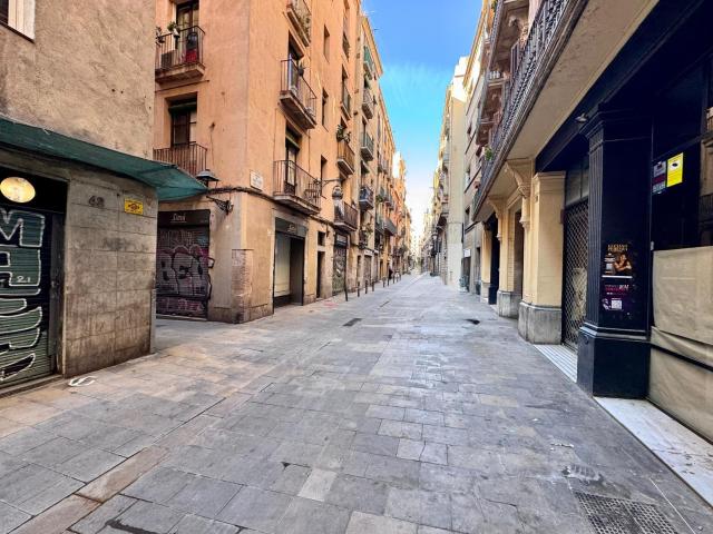 LOCAL COMERCIAL SANT PERE