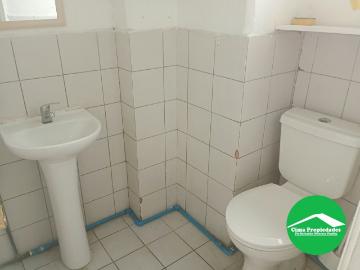 Local Comercial Serrano con Barros 40 m2 planta libre más sala apropiado para distintos usos. Espacios por CLF 35.00 en Concepción