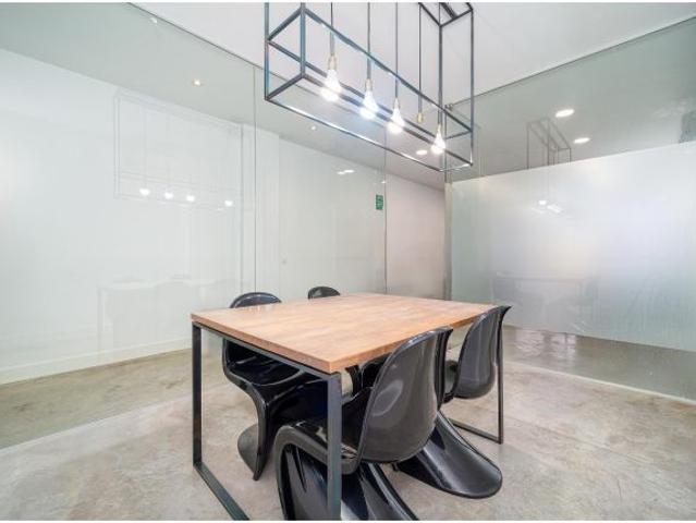Local Comercial situado en la ciudad de Cuenca, al sitio, calle Diego Jiménez
