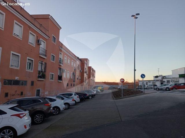 LOCAL COMERCIAL SIN ADAPTAR DE 81 M2/C. ZONA ESTACION EL PROGRESO