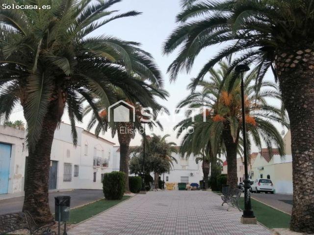 Local comercial premium en Avenida Carmen Amigo Listo para abrir y facturar !