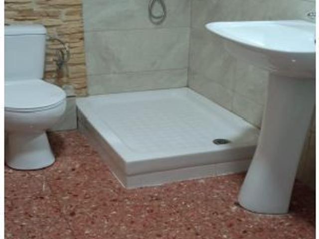 ? Local Comercial Reformado en Nuevo San Blas. Precio: 700 €/mes – Alicante