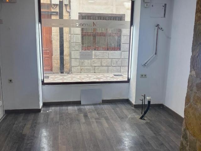Local Comercial Reformado en la Zona de la Catedral, Jaén €74,500