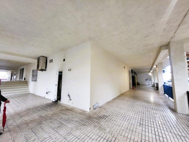 Local comercial ubicado en el centro de Estepona, en la prov. 80m² Estepona