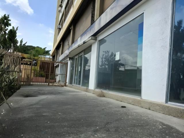 LOCAL COMERCIAL VENTA BOLEITA 265 M2