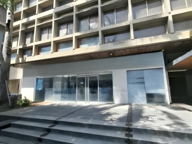 LOCAL COMERCIAL VENTA LOS RUICES 410M2