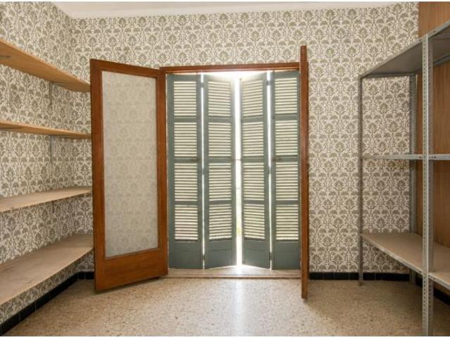 Local comercial y vivienda para reformar en Muro