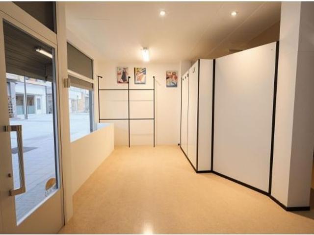 LOCAL COMERCIAL. ZONA CABAÑAL