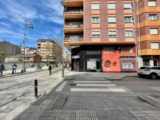 LOCAL COMERCIAL ZONA MERCADO
