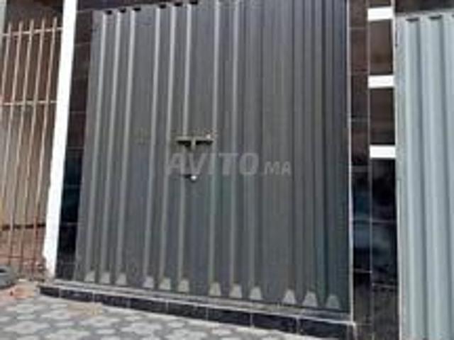 Local commercial neuf et sûr à vendre à الشلالات