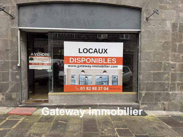 LOCAL COMMERCIAL OU D'ACTIVITÉ À RIOM 63200