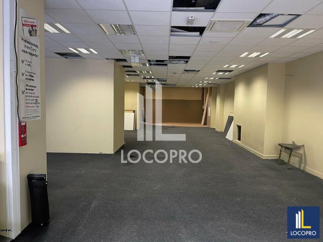 LOCAL COMMERCIAL Occupé Vente MURS MARSEILLE CANTINI Tour Méditerranée
