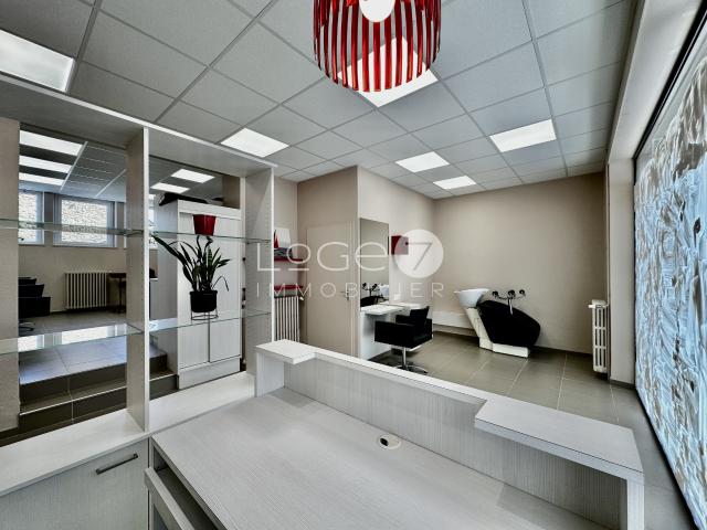 Local commercial à fort potentiel au cœur de Moëlan sur Mer