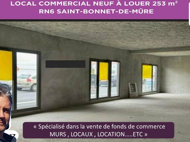 LOCAL COMMERCIAL À LOUER 253 m² RN6 SAINT BONNET DE MÛRE