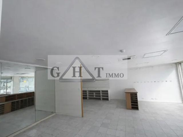 LOCAL COMMERCIAL À LOUER – 97 m² – PARIS 11ème