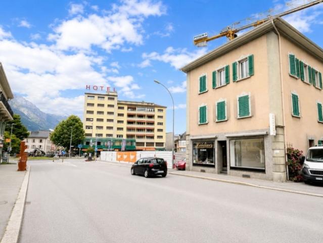 LOCAL COMMERCIAL À LOUER – CENTRE DE MARTIGNY