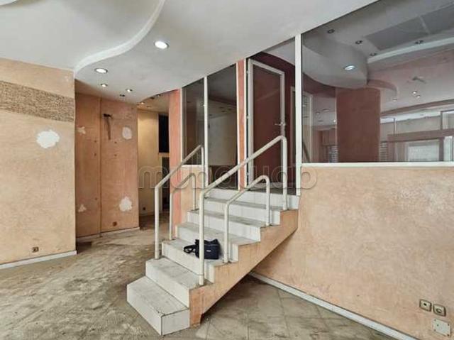 Local commercial à Louer de 86.0 m² à Casablanca, Palmier Maarif