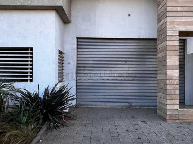 Local commercial à Louer de 91.0 m² à Casablanca, Almaz Hay Hassani