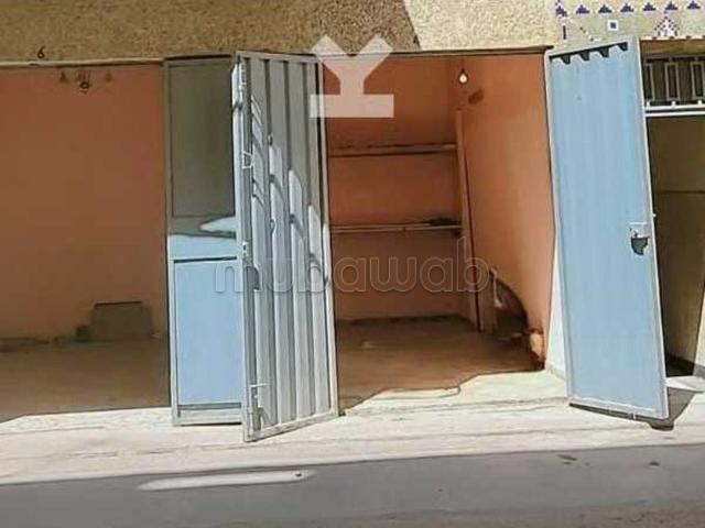 Local commercial à Louer de 99.0 m² à Casablanca, Sidi Bernoussi