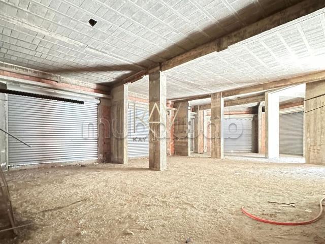 Local commercial à louer – Emplacement stratégique
