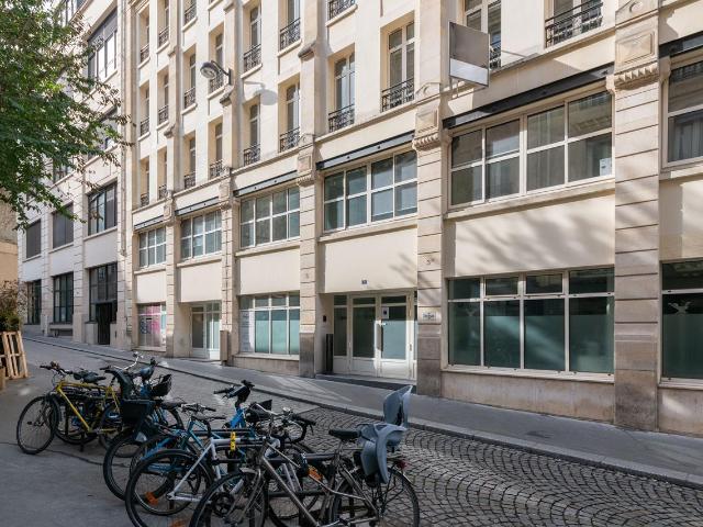 Local commercial à louer Paris 10 Proche République