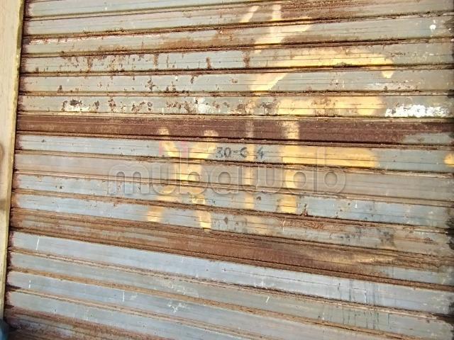 Local commercial à l'achat à Abouab Sala. Superficie 58 m²