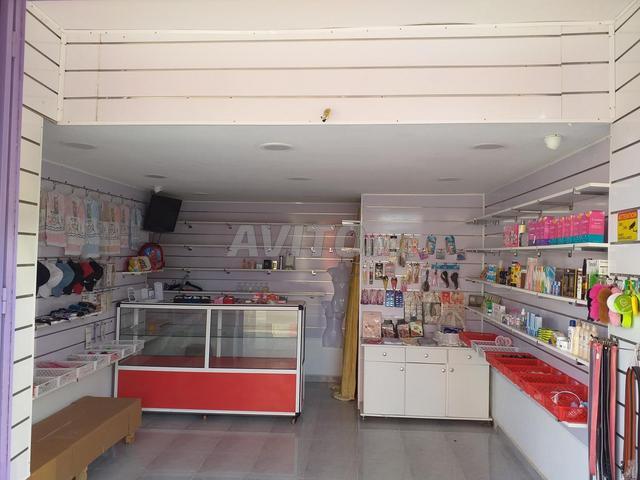 Local commercial à Sadda, rénové et entièrement équipé Garage 20 m