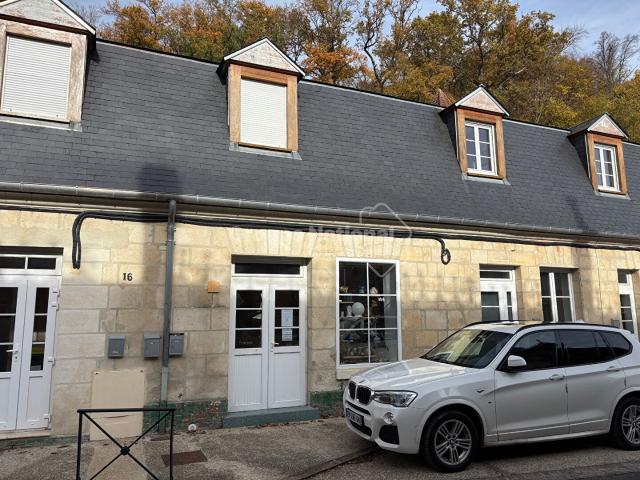 Local commercial à Pierrefonds