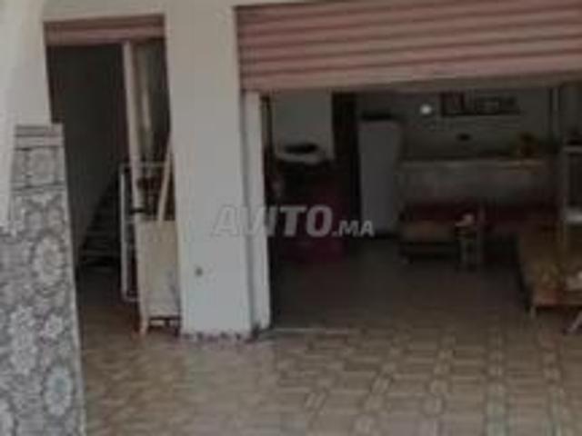 Local Commercial à Vendre à Al Azzouzia