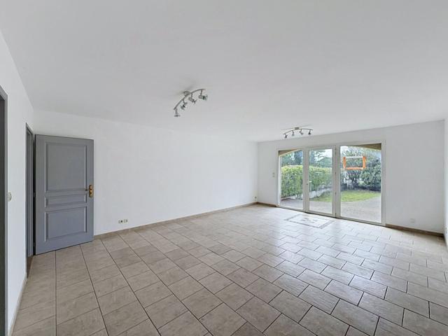 Local commercial à Vendre à Graveson 43 m² avec parking 43m² Graveson
