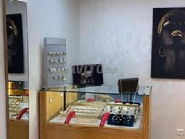 Local commercial à vendre à Kénitra