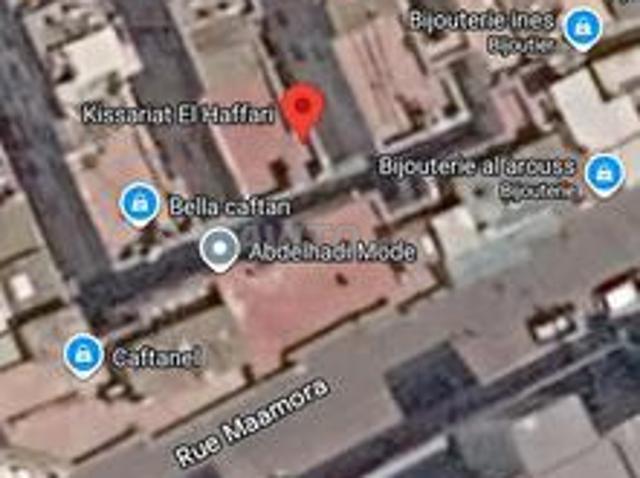 Local commercial à vendre à Kissariat El Haffari Derb Sultan