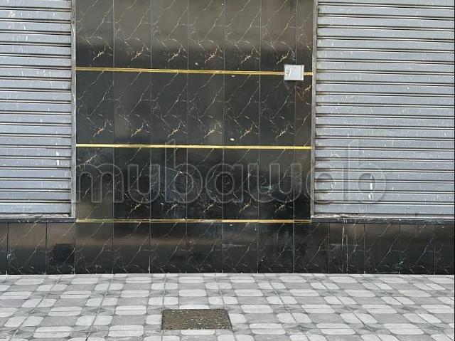 Local commercial à vendre à Had Soualem. Surface totale 54 m²