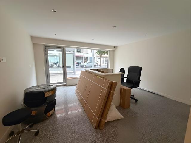 Local commercial à vendre à Nice quartier La Madeleine