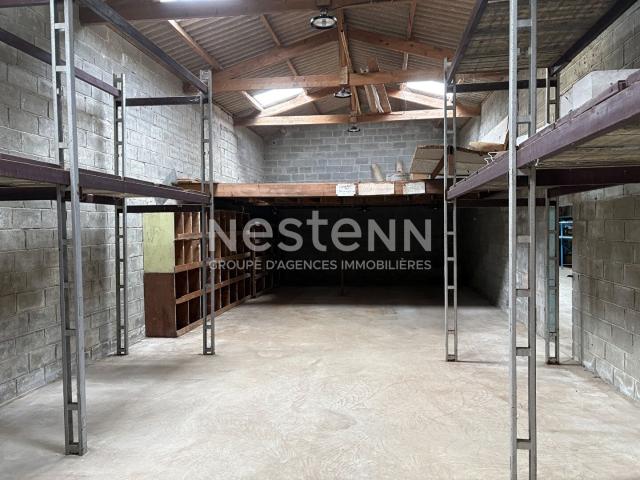 Local commercial à vendre à Saint Mesmin 1600 m² 1600m² Saint Mesmin