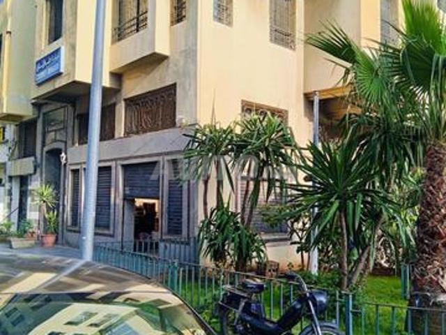 Local Commercial à vendre angle bd 2 mars