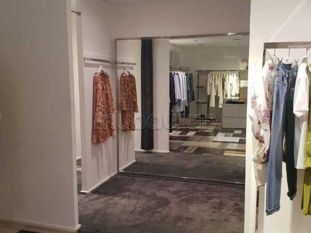 Local commercial à Vendre de 154.0 m² à Casablanca, Racine