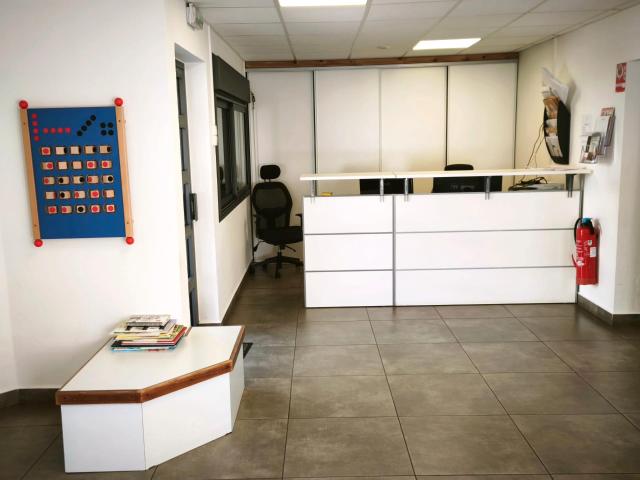 LOCAL COMMERCIAL A VENDRE SAINT PIERRE