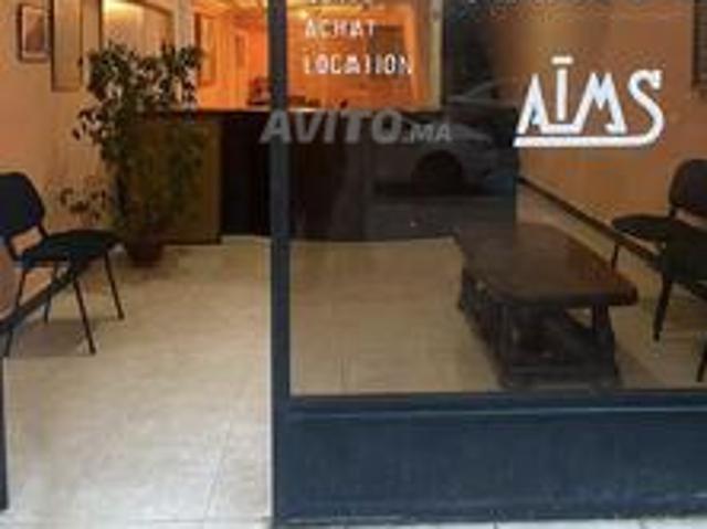 Local commercial à vendre