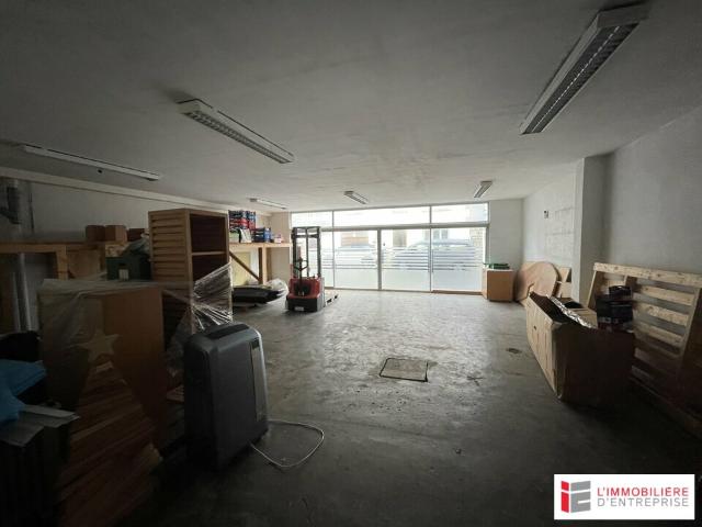 LOCAL COMMERCIAL A VENDRE
