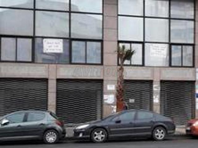 Local commercial à vendre