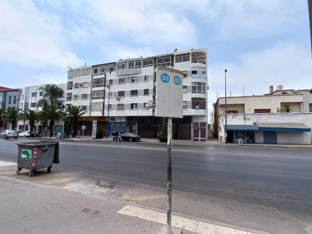 Local commercial a vendre